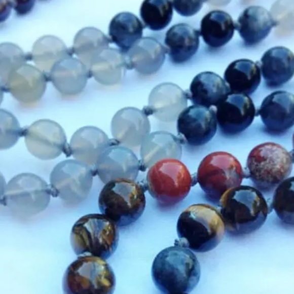 NEW MOON Meditation Gemstone Mala necklace - Picture 4 of 4